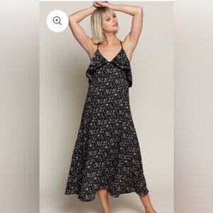 POL Black Floral Maxi Dress Medium
